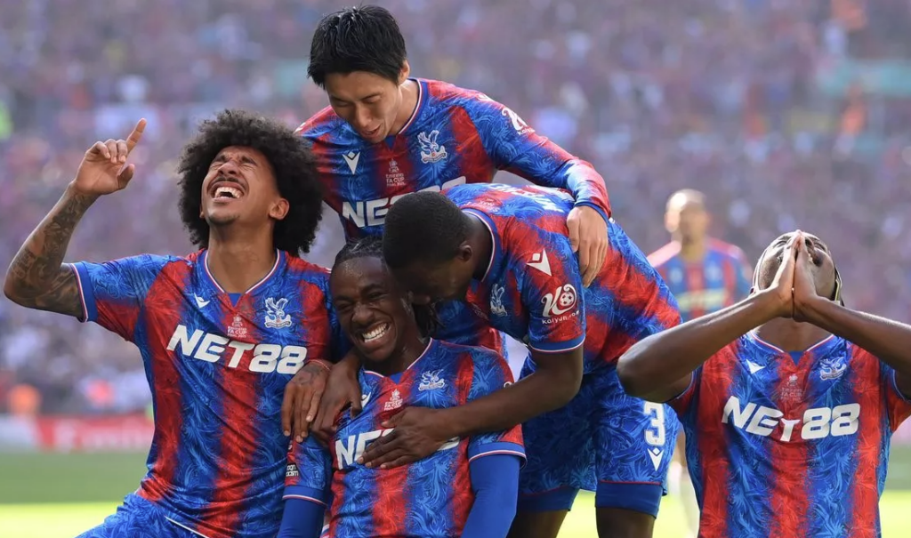 Η Elabet σε υποδέχεται με μοναδική Προσφορά* Γνωριμίας σε Στοίχημα & Live Casino